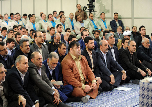 قهرمانان و ورزشکاران مسابقات آسیایی و پارا آسیایی با رهبر معظم انقلاب اسلامی دیدار کردند