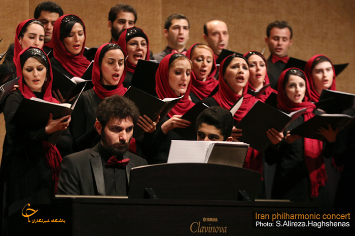 کنسرت &laquo;کُر فیلارمونیک ایران&raquo; با حضور &laquo;شهرداد روحانی&raquo; + تصاویر
