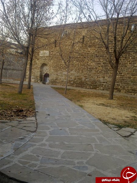 کلیسایی با سنگ&zwnj;های نامنظم
