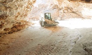 تخریب بزرگ‌ترین غار نمکی جهان در قشم!