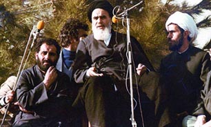 بنیانگذار جمهوری اسلامی نظام حکومت دینی را تبیین کرد