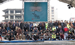 برگزیدگان همه‌ی بخش‌های جشنواره تئاتر مشخص شدند/ «علی جنتی»: تئاتر باید به زبان مشترک با هنر جهانی برسد/ تقدیر از 4 خانواده هنرمند شهید