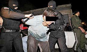 پاتک پلیس به بساط شبانه ۶ قمار باز