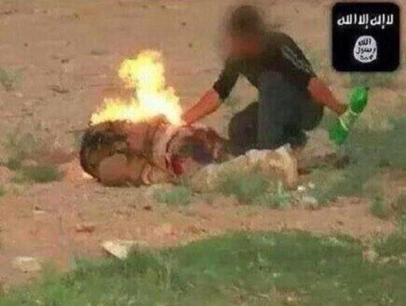 زنده سوزاندن گروگانها در میان داعشی&lrm;ها سابقه&zwnj; طولانی دارد