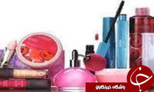زنان 40 ساله به این دلایل هرگز سراغ لوازم آرایشی نروید