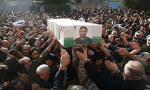 پیکر سردار شهید الله&zwnj;دادی در سیرجان تشییع شد
