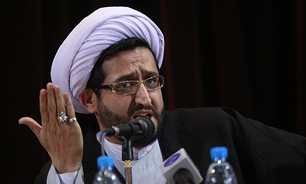 آقای روحانی؛ دولت شما پیر است / ملتی که درد نان دارد نمی&zwnj;تواند درد آزادی داشته باشد