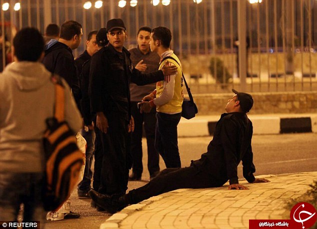 افزایش آمار کشته&zwnj;شدگان درگیری پلیس و طرفداران باشگاه &laquo;الزمالک&raquo; در قاهره