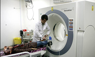 افتتاح مرکز رادیوتراپی به مناسبت دهه فجر