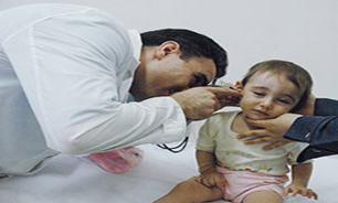 ترس کودک از دکتر را با این ترفند از بین ببرید
