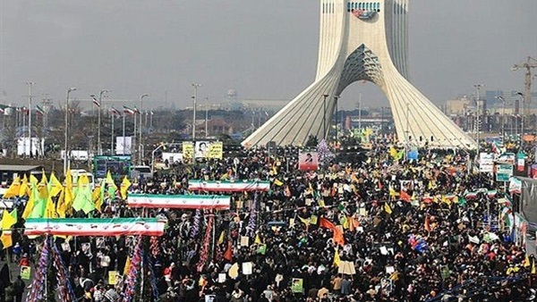 ای بی سی نیوز: جشن‌های پیروزی انقلاب ایران با سردادن شعارهای «مرگ بر آمریکا» برگزار شد
