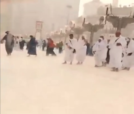 بارش برف در مکه+ عکس