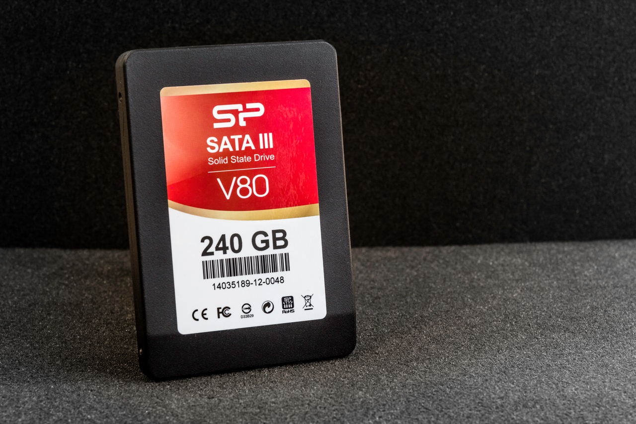 بررسی درایو SSD سیلیکون پاور Velox V80 نسخه ۲۴۰ گیگابایتی