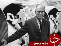 نویسنده‌ای که گوگل، اسکایپ و ایمیل را پیش‌گویی کرد