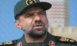 آزادگان جهان کمک‌های مستشاری ما را دریافت می‌کنند/ صهیونیست‌ها در جنگ 33 روزه خیلی دنبال یک ایرانی گشتند