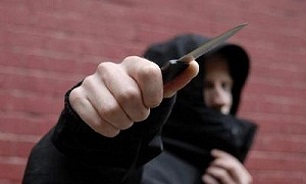 زورگیری از خانم های جوان در جاده خاکی