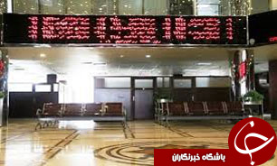 آیفکس با 3 واحد افزایش بر پله 742 واحدی متوقف شد