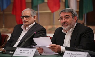 اعلام آمادگی ایران برای تغییر کشت موادمخدر در افغانستان/ تولید مواد مخدر در افغانستان به 6400 تن رسیده است