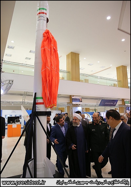 نمونه اولیه فضاپیمای سرنشین&zwnj;دار ایرانی رونمایی شد + تصاویر
