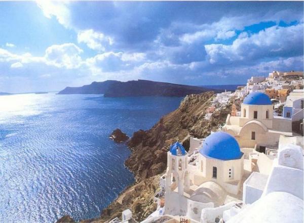 جزیره زیبای سانتورینی + تصاویر