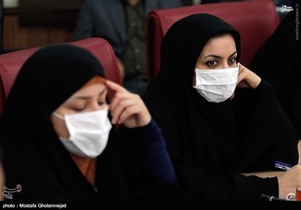 عکس/ اعتراض ماسکی خبرنگاران به ابتکار