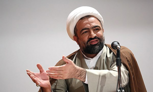 بارها به احمدی&zwnj;نژاد توصیه&zwnj; کردم که رحیمی از جنس شما نیست