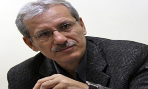 معنی این همه عجله در برگزاری بازی های لیگ را نمی فهمم/کی روش کوچکتر از آن است که بخواهد برای فوتبال ما تصمیم بگیرد