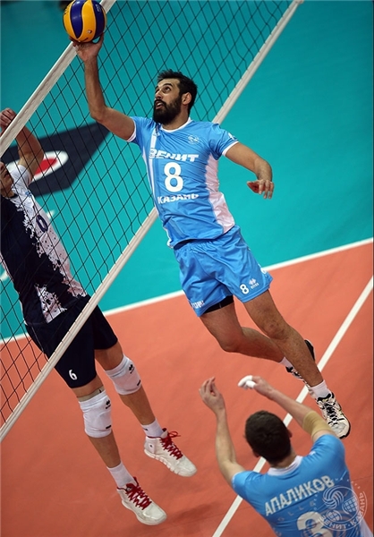 عکس معنادار احمدی نژاد در اینستاگرام/زن جوان مدل، کاندیدای رئیس جمهوری لهستان+ عکس/ اولین بازی معروف در روسیه+ تصاویر