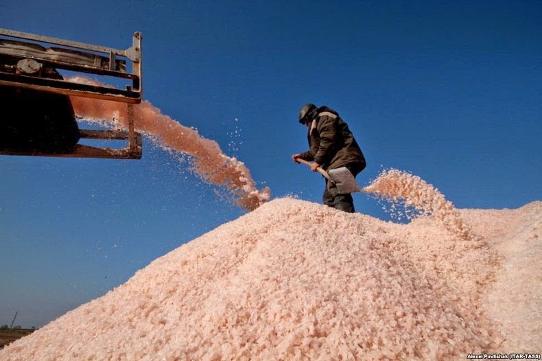 زیبایی های دریاچه نمک سیواش + تصاویر