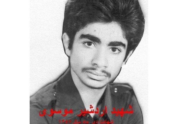 جمله&zwnj;ای که موجب شهادت یک پسر در مقابل پدرش شد