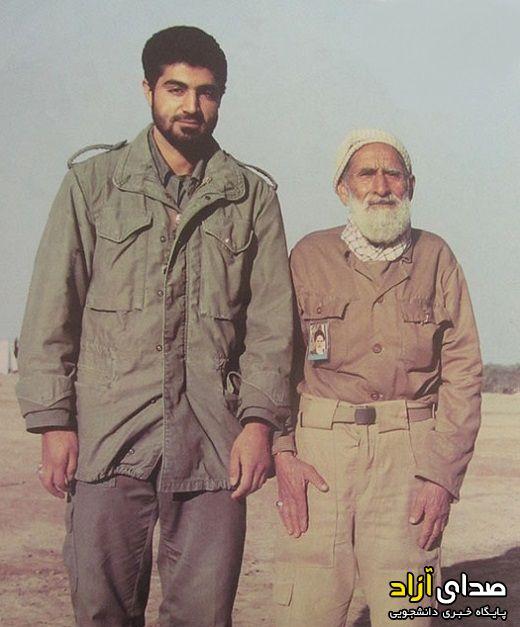 حاج قاسم سلیمانی در کنار پدر+عکس