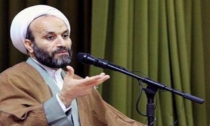 بسیج سازندگی می‌تواند جادوی ۳۰۰ ساله غربی‌ها را باطل کند/ دشمن قیمت نفت را به ۳۰ دلار هم خواهد رساند