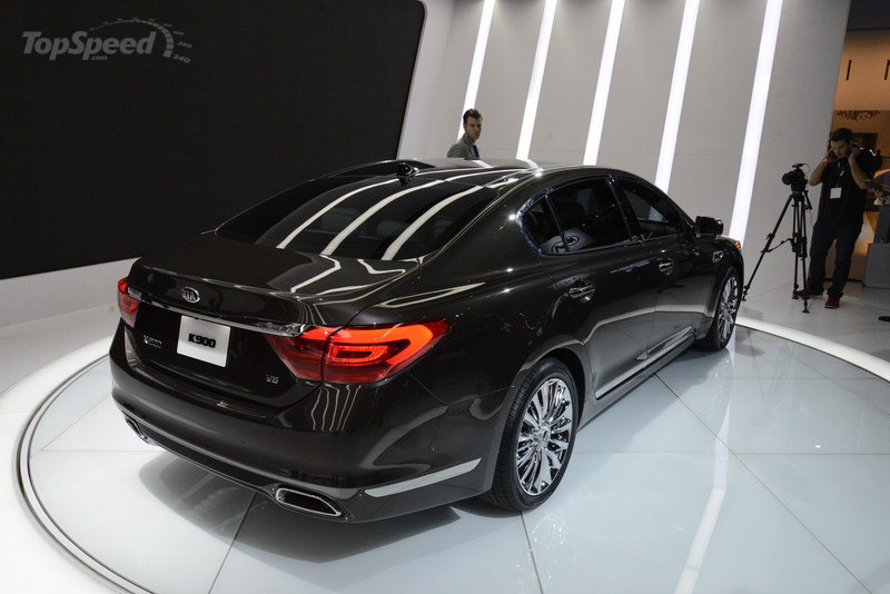 خودروی کیا مدل K-900 + تصاویر