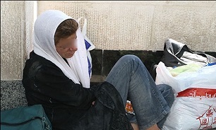 سقفی از جنس آسمان/ زنان معتاد در تاریکی شبهای تهران محو شدند سقفی از جنس آسمان/ زنان معتاد در تاریکی شبهای تهران محو شدند