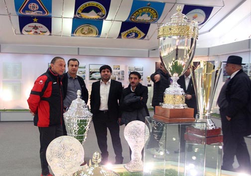 گزارش تصویری بازدید نژادفلاح، خوردبین و درخشان از ورزشگاه و موزه اختصاصی بنیادکار