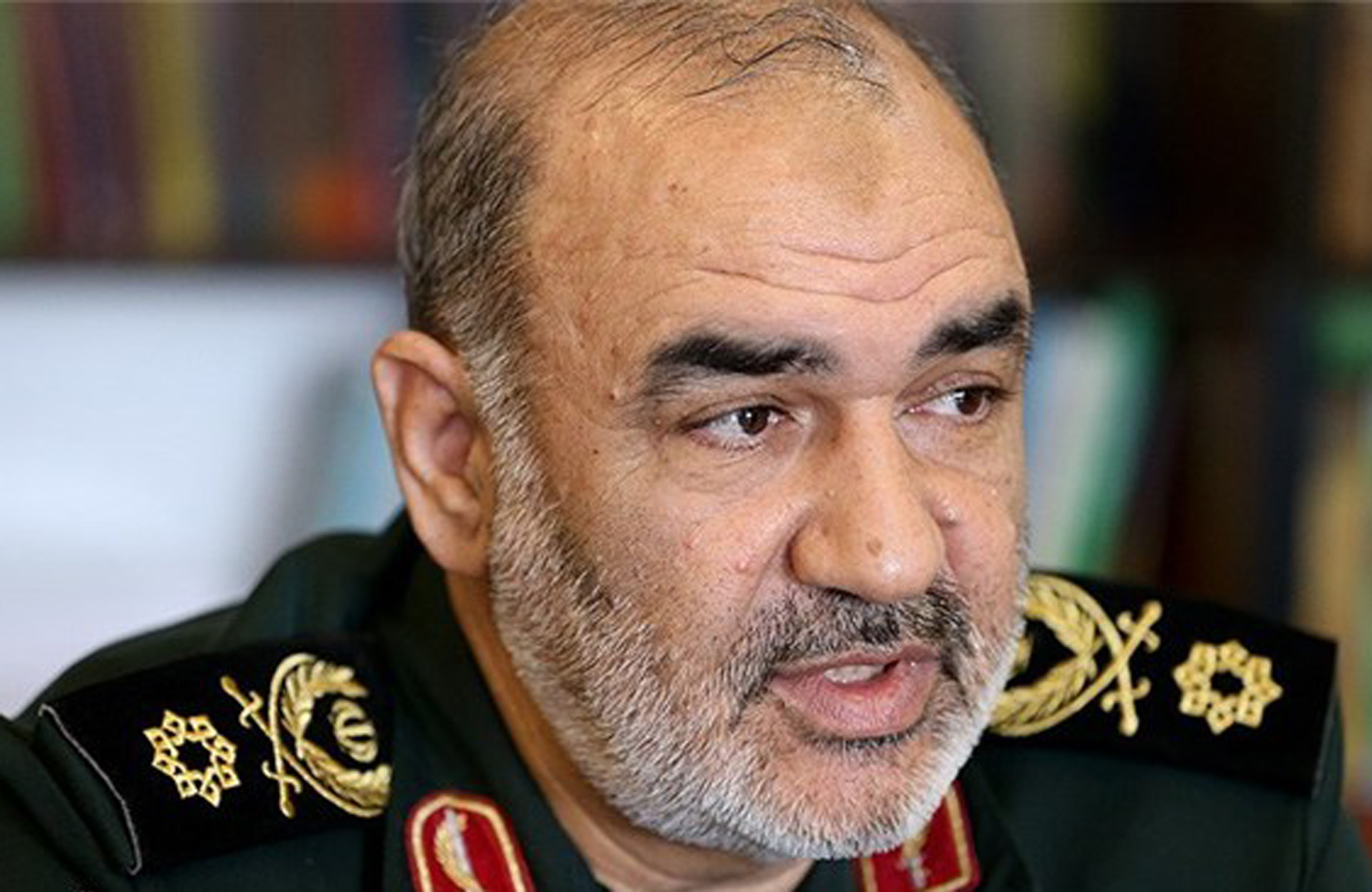 موشک «خلیج فارس» بالستیک و با خطای صفر است/  دشمنان ما منطق سیاسی را فهم نمی‌کنند