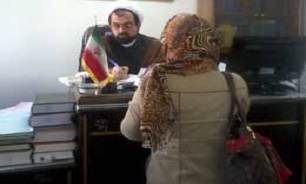 شوهرم پول&zwnj;هایش را پس انداز می&zwnj;کند و اصلا خرج نمی&zwnj;کند