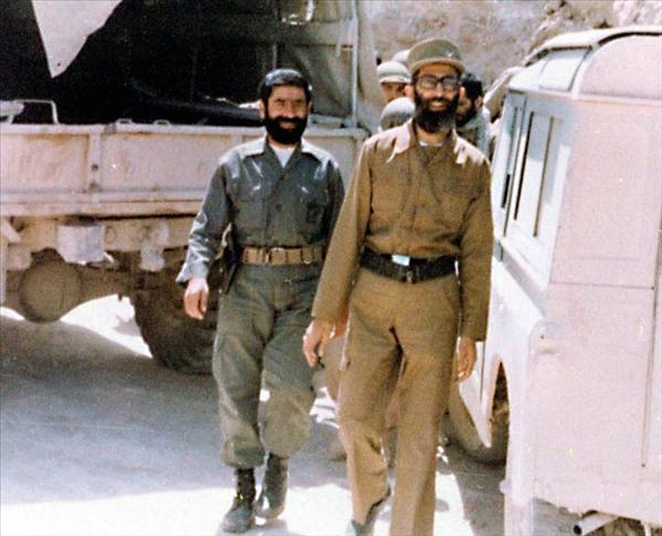 تصاویر کمتر دیده شده از رهبر انقلاب در دوران 8 سال جنگ تحمیلی