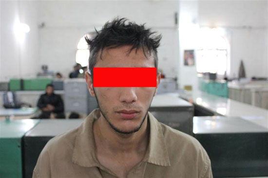 کتک خوردن پسر مزاحم به دست دختر رزمی کار