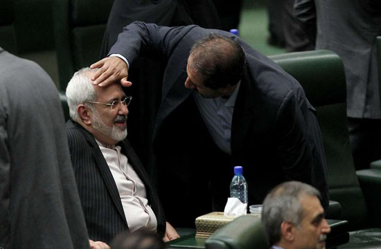 رئیس جمهور : تورم مهار شده و کشور از رکود خارج شده است /لاریجانی: نباید همه معوقه&zwnj;دارن را دزد بنامیم