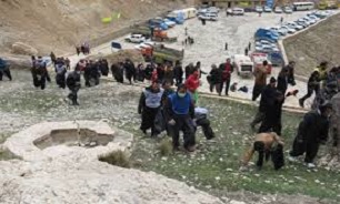 غار کرفتو توسط حامیان و دوستدارانش 	پاكسازی شد