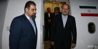 رئیس مجلس وارد فرودگاه کویت شد