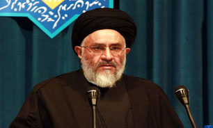 وظیفه ذاتی حقوق کاهش تنش بین نظم و آزادی است/ حق معیار اساسی قانون
