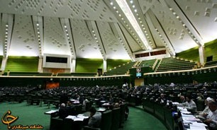 مجوز مجلس به دانشگاه&zwnj;ها و موسسات آموزشی برای اخذ تسهیلات از بانک&zwnj;ها