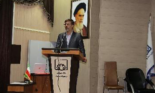 تدبر، مطالعه و توجه به مضامین قرآنی لازم است یک فرهنگ شود