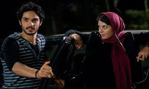مراسم رونمایی از «رخ دیوانه» در پردیس ملت برگزار می‌شود