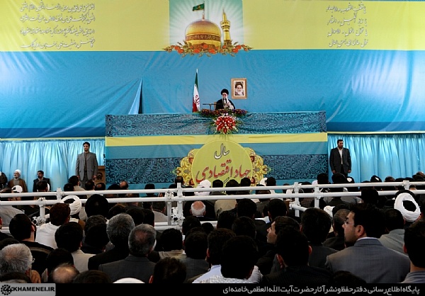 بیانات رهبر انقلاب در حرم رضوی در آغاز سال 90 + صوت