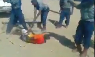 ضرب و شتم شدید مرد دست‌بسته توسط پلیس + فیلم