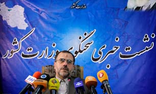 دولت یازدهم مجوز تأسیس 10 حزب سیاسی را داده است/اصل بی طرفی در انتخابات برای استانداران مورد تأکید وزارت کشور است