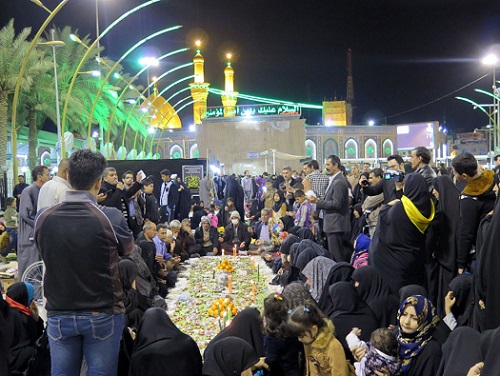 سفره زايران ايراني در بين&zwnj;الحرمين + تصاویر